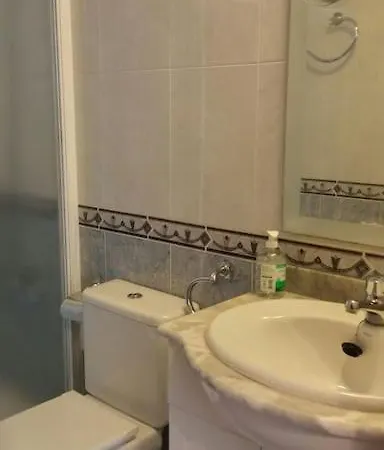 Piso Acogedor Con Parking *