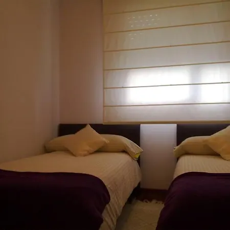 Piso Acogedor Con Parking Appartamento *