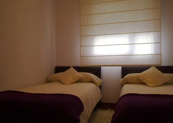 Piso Acogedor Con Parking アパート *